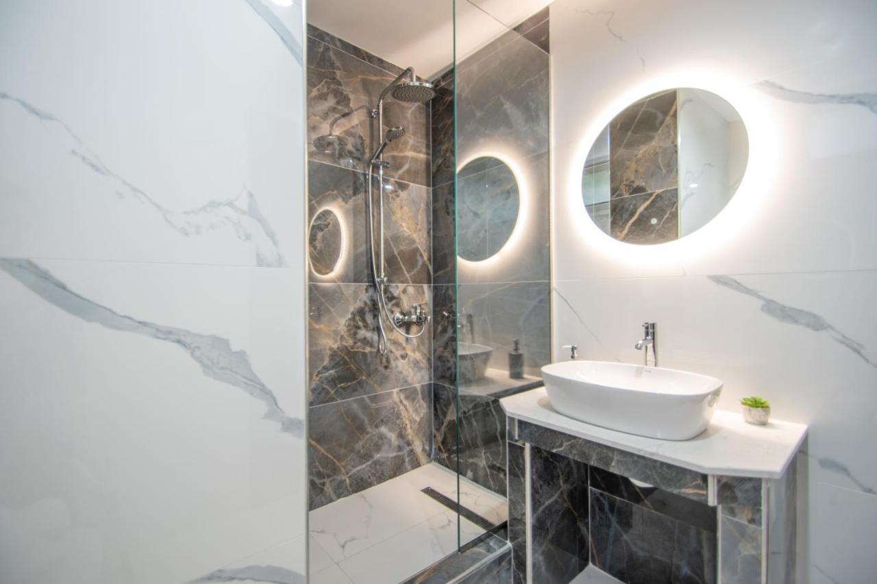 J & A Kandilas Apartment Закінф Екстер'єр фото