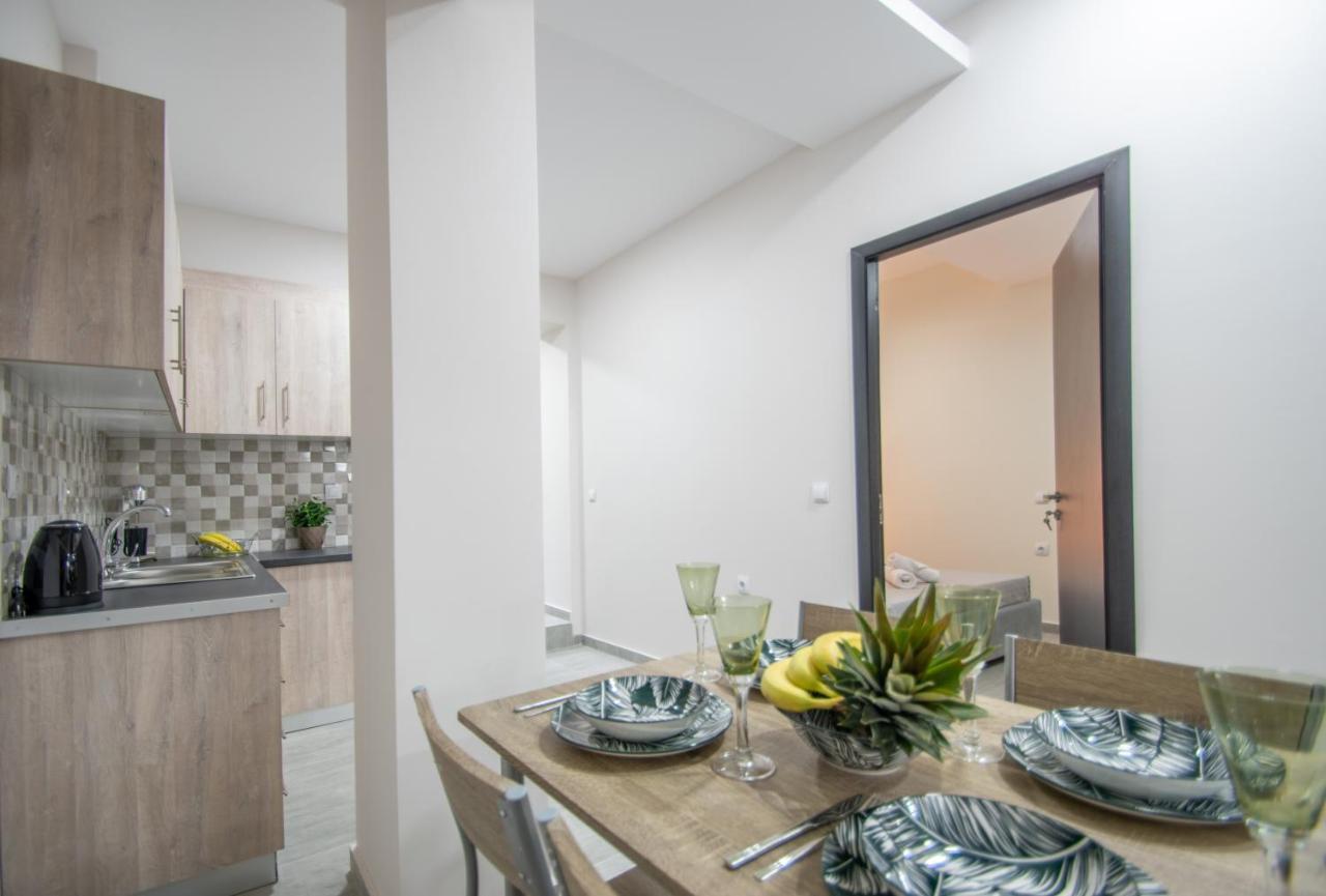 J & A Kandilas Apartment Закінф Екстер'єр фото