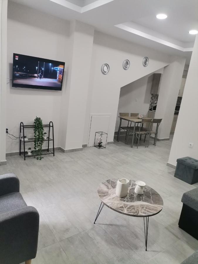 J & A Kandilas Apartment Закінф Екстер'єр фото